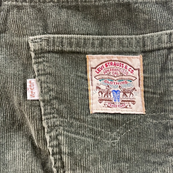 Vintage corduroy Levi’s - Picture 2 of 5